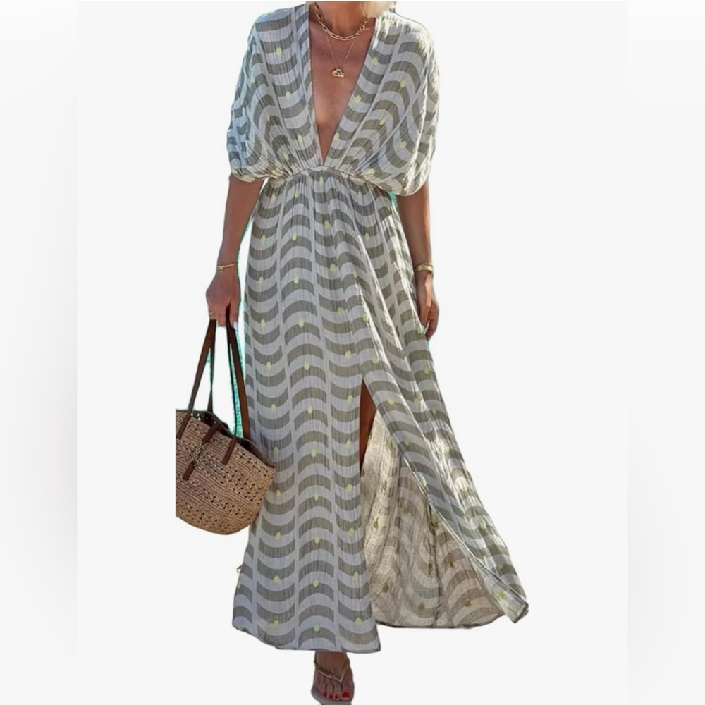 Womens Sexy Batwing Sleeve Deep V Neck
Flowy Maxi Dress in Light Gray and White